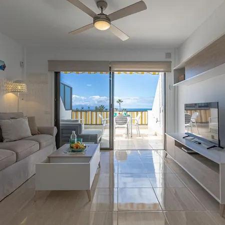 Oceanview Tamara With Pool Apartamento