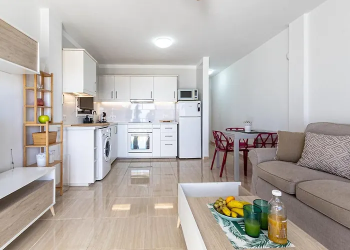 Oceanview Tamara With Pool