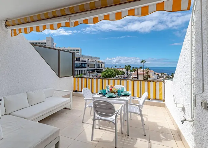 Oceanview Tamara With Pool Appartement