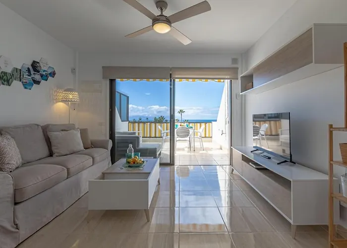 Oceanview Tamara With Pool Appartement