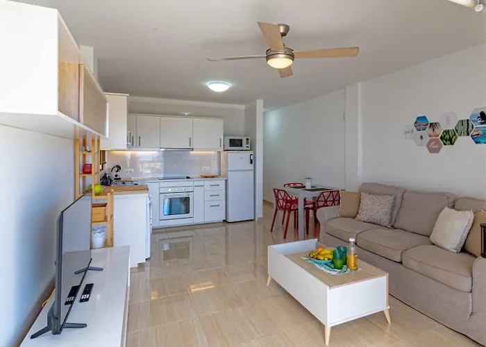 شقة Oceanview Tamara With Pool